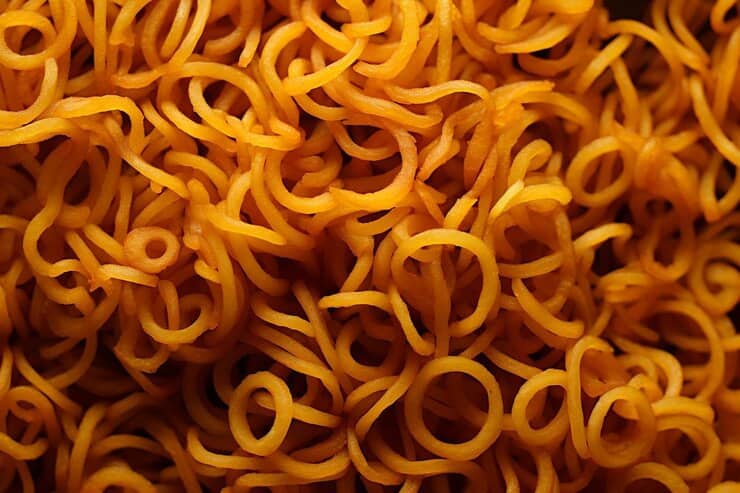 قیمت و خرید نودل گوشت باربیکیو